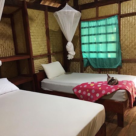 Hutyee Boat Bungalow Ko Lanta Exterior foto