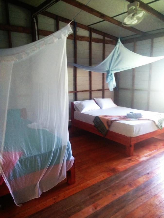 Hutyee Boat Bungalow Ko Lanta Exterior foto